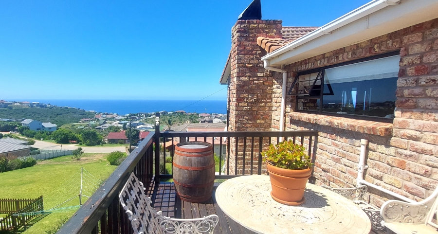 4 Bedroom Property for Sale in Dana Bay Western Cape